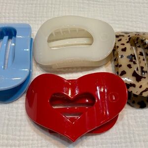 Teleties 4 Piece Lot Medium Hair Clips Blue, Tortoise, White & Valentine Heart